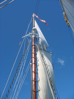 The Manitou's main mast